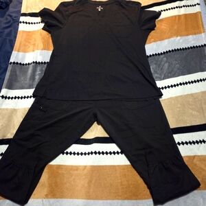 MedCouture Touch Scrub Set